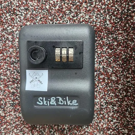 شقة & Bike Klinovec Loučná pod Klínovcem